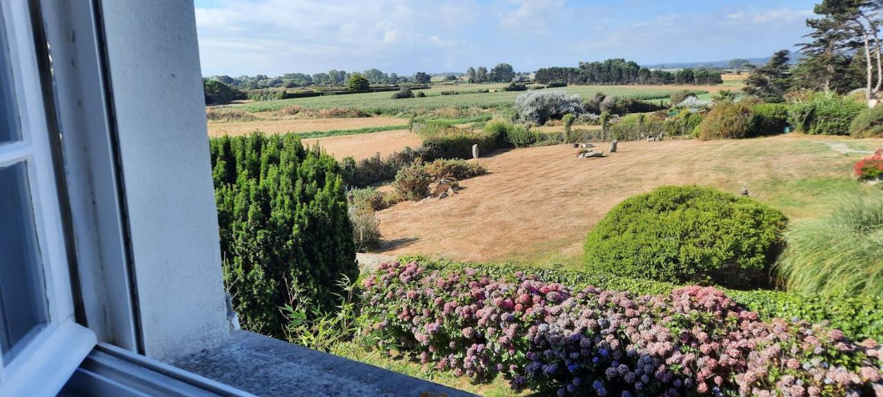 Villa Ribera Montfarville Екстериор снимка