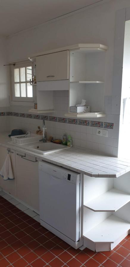 Villa Ribera Montfarville Екстериор снимка
